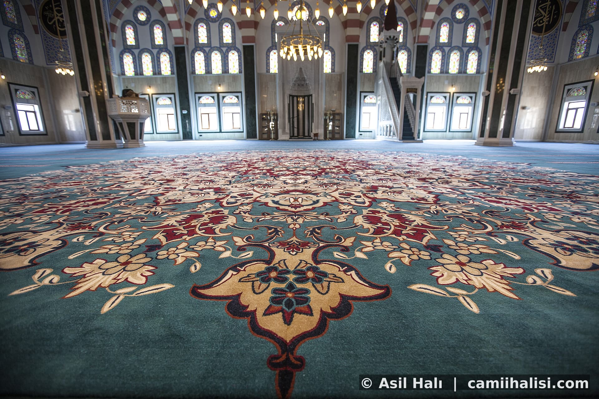 Cami halısı geometrik desen — polipropilen cami halısı koleksiyonu