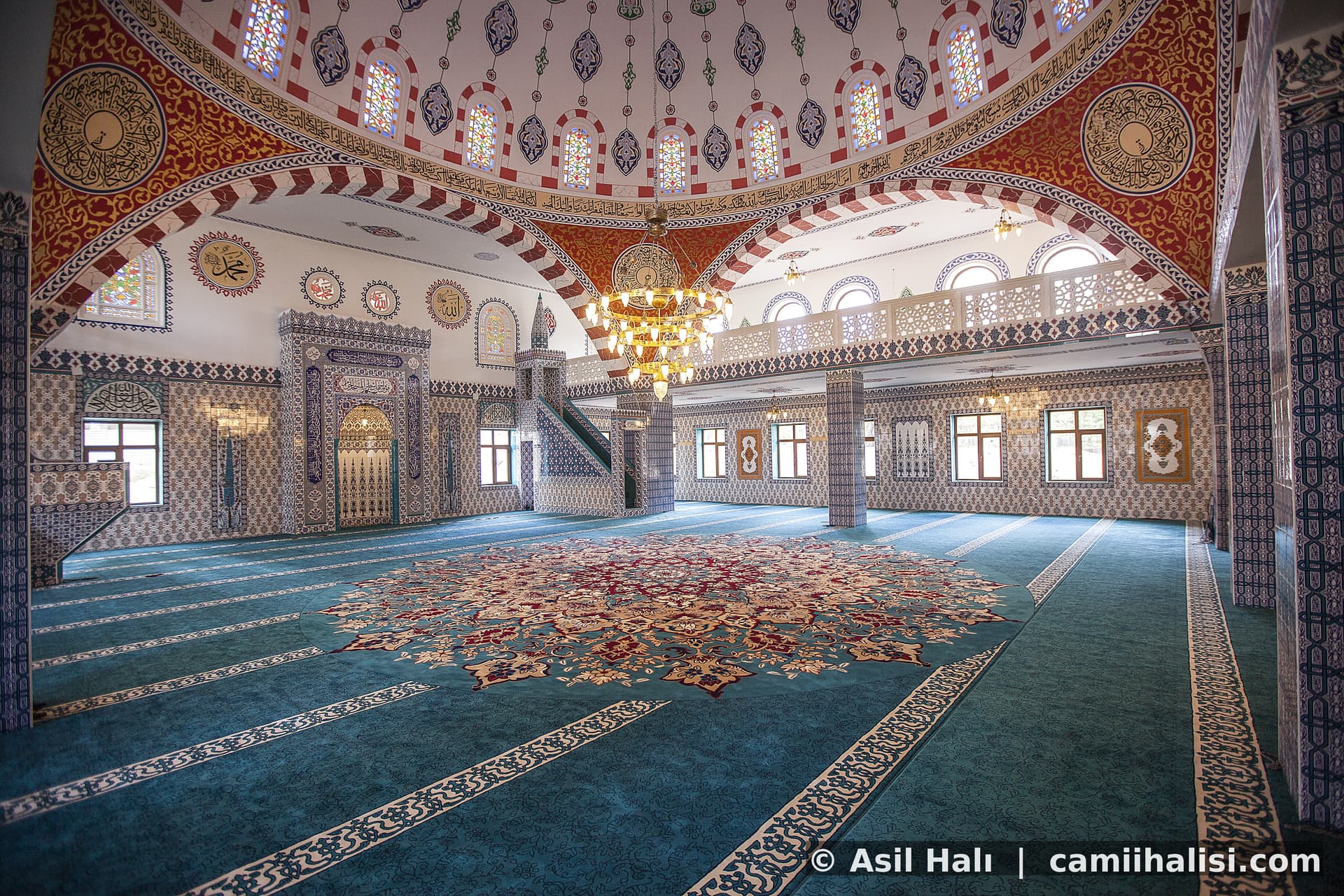 Büyük cami halısı döşeme — Asil Halı A.Ş. Kayseri cami halısı üreticisi