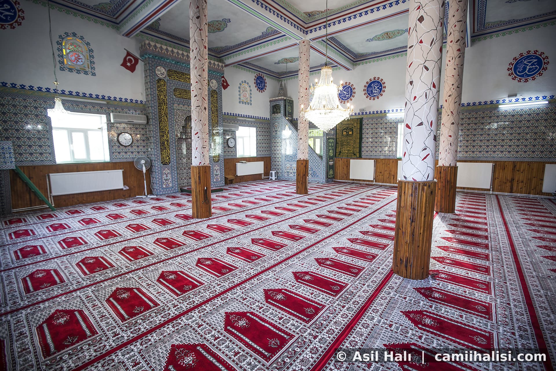 Büyük cami cami halısı projesi — Asil Halı profesyonel montaj